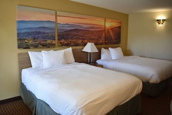 Standard Room, 2 Queen Beds