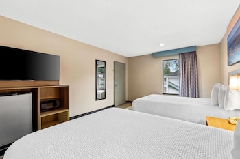 Room, Multiple Beds, Non Smoking