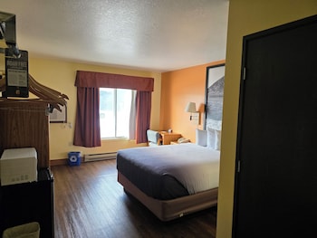 Deluxe Room, 1 Queen Bed, Non Smoking