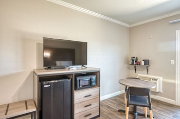 Standard Room, 2 Queen Beds