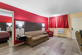 Suite, 1 King Bed with Sofa bed, Non Smoking