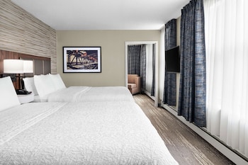 One Bedroom Corner Suite, Two Queen Beds, Non-Smoking
