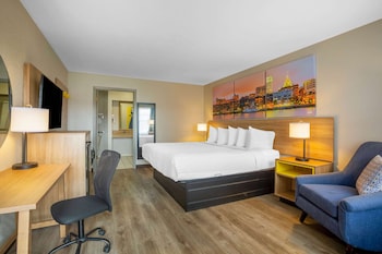 Standard Room, 1 King Bed, Smoking