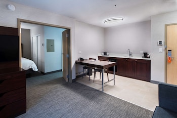 Suite, 2 Queen Beds