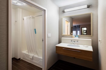 Suite, 2 Queen Beds