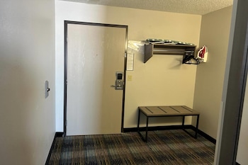 Suite, 2 Queen Beds, Accessible, Lake View