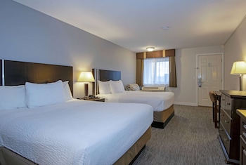 Room, 2 Queen Beds, Non Smoking, Refrigerator & Microwave