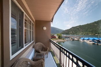 Suite, 1 King Bed, Non Smoking, Balcony