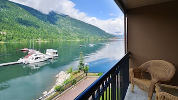 Suite, 1 King Bed, Non Smoking, Balcony (Separate Living Room;with Sofabed)