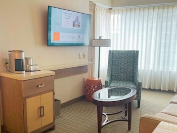 Executive Suite, Accessible