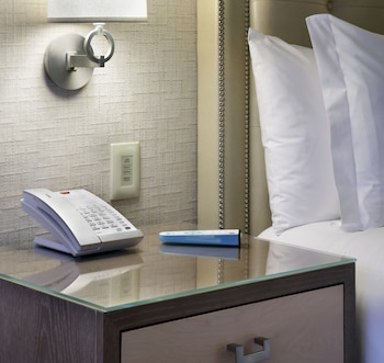 Executive Suite, Accessible