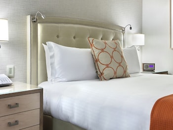 Room, 1 King Bed, Harbor View