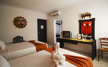 Standard Twin Room, 2 Double Beds