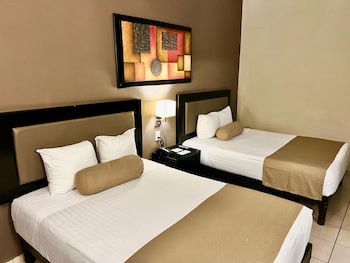 Standard Room, 2 Double Beds