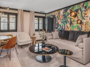 1 Bedroom Apartment - 4 people, located 300m from the hotel