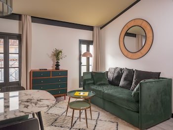 Appartement Terrasse - 1 chambre, located 300m from the hotel