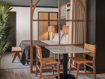 Appartement Confort, located 300m from the hotel