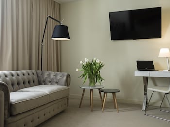 Suite, 1 Queen Bed