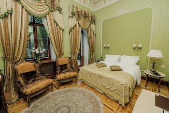 Presidential Suite, City View
