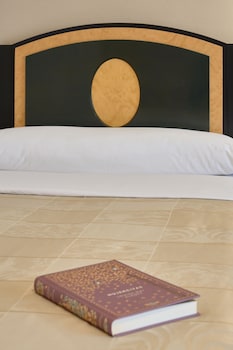 Double Room (with extra bed 3 Adults)