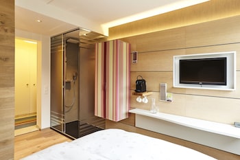 Small Charming Room (140 cm bed)
