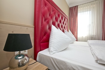 Standard Double Room, 1 Queen Bed, Non Smoking