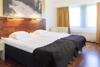Standard Twin Room (Spa Building)