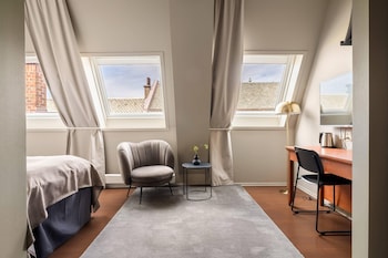 Single Room (Compact)