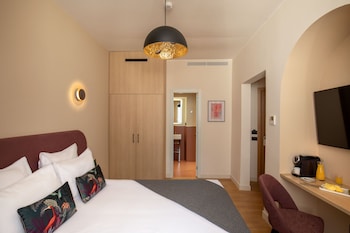 Family Room, 2 Bedrooms