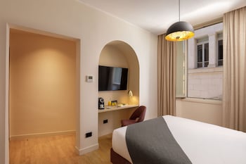 Family Room, 2 Bedrooms