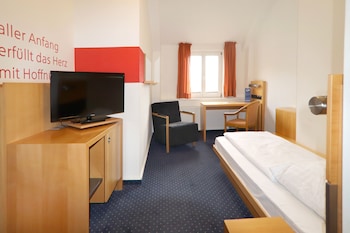 Classic Single Room