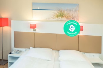 Standard Room, 1 Double Bed, Bathtub
