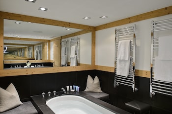 Deluxe Suite Mountain View