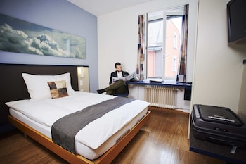 Single Room Double Bed