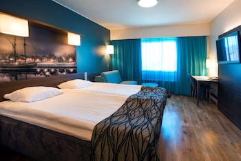 Superior Room (King)