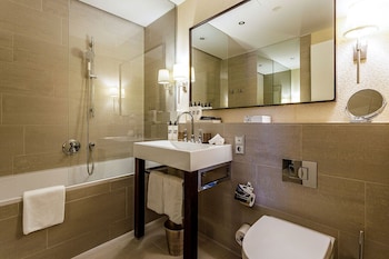 Grand Deluxe Room