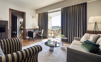 Citadel Suite with a terrace and Old City view.