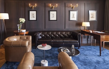 Premium Executive Suite with a terrace and Old City view.