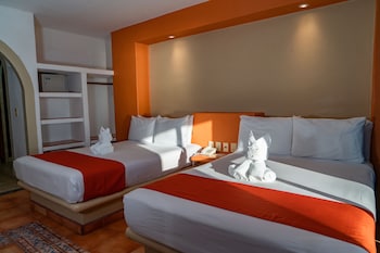 Standard Room, 2 Double Beds