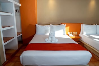 Standard Room, 2 Double Beds