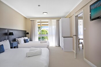 Family Room, Multiple Beds, Non Smoking