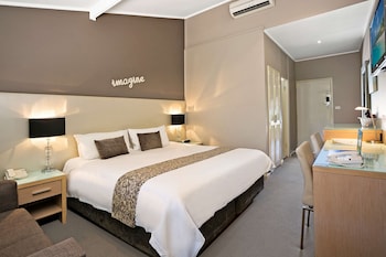 Premier Room, 1 King Bed, Non Smoking