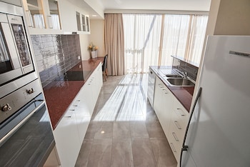 2 Bedroom Deluxe Apartment