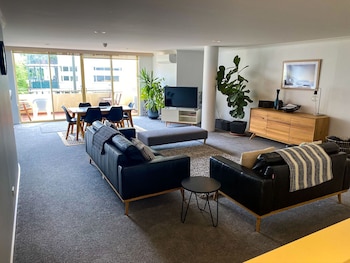 2 Bedroom Family Apartment