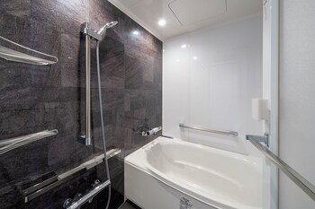 Junior Suite - South Building