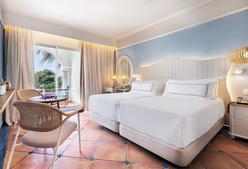 Melia Room, Room, Connecting Rooms