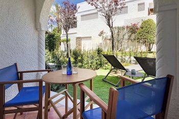 Family Two Bedrooms with Garden
