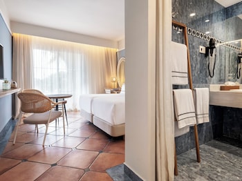 Premium Room (with Garden)