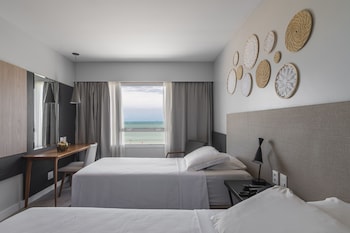 Superior Twin Ocean Front