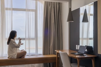 Deluxe Twin Ocean Front
